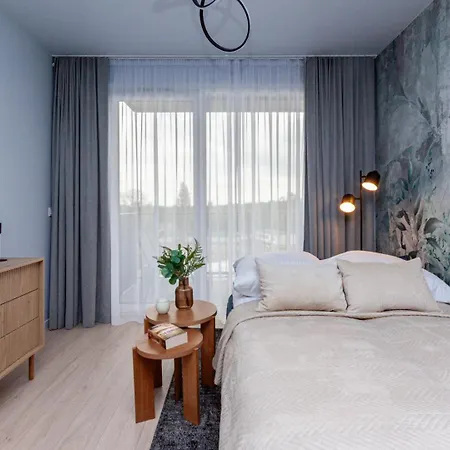 Apartly -riverside Ii & Balkon, Parking Apartment